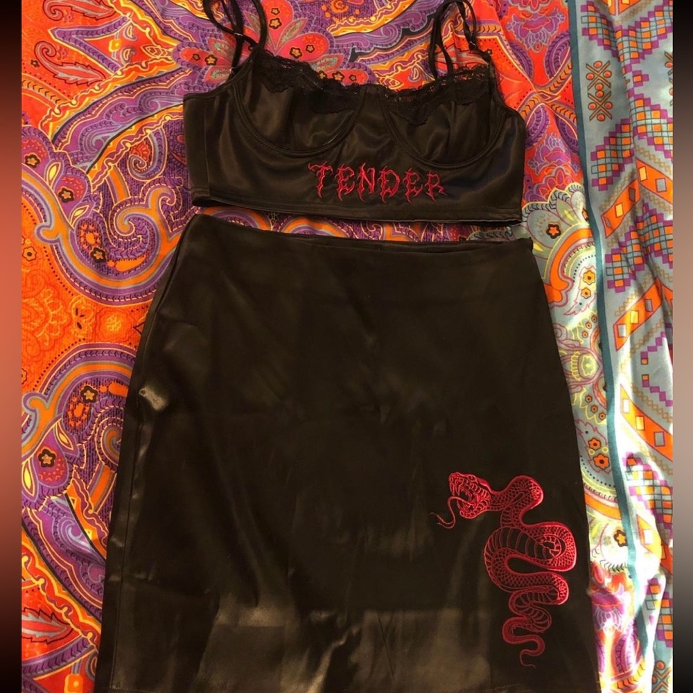 Current mood dolls kill tough but tender set